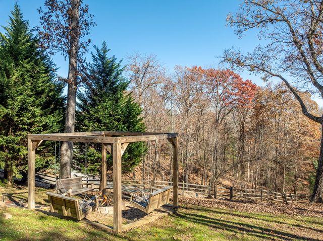 165 Christian Crossing, Morganton, GA 30560