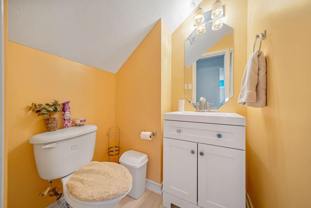 2224 Shady Pine Dr, Conroe, TX 77301