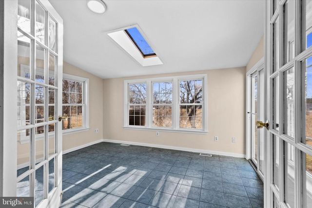 1157 WINTERTIDE DR, Harrisburg, PA 17111