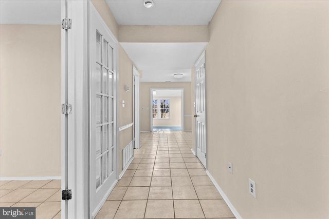 1157 WINTERTIDE DR, Harrisburg, PA 17111