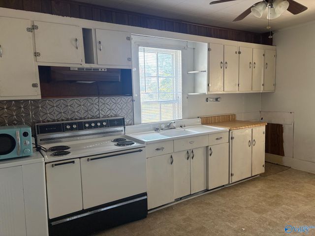 309 Shaw Street, Athens, AL 35611