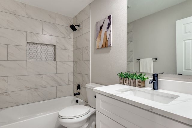 709 S Emma Drive, Arlington, TX 76002