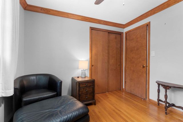 1421 ARGONNE DRIVE, Green Bay, WI 54304