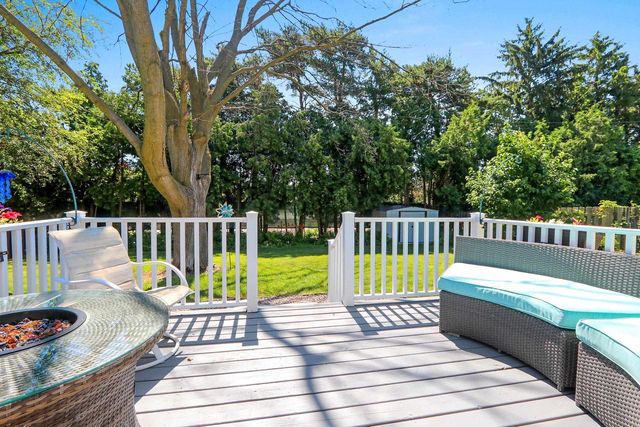 1421 ARGONNE DRIVE, Green Bay, WI 54304