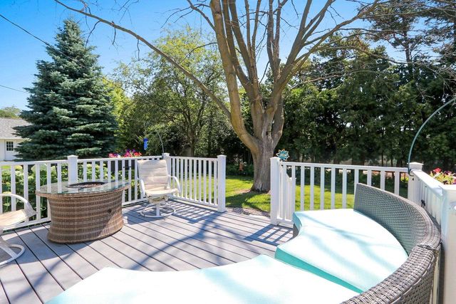 1421 ARGONNE DRIVE, Green Bay, WI 54304