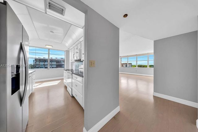 1200 Saint Charles Place 712, Pembroke Pines, FL 33026