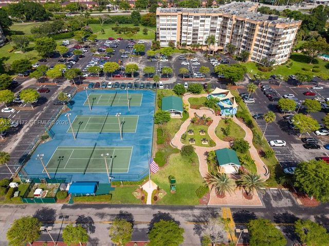 1200 Saint Charles Place 712, Pembroke Pines, FL 33026