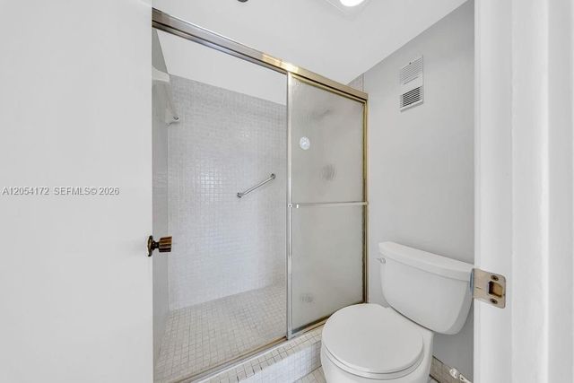 1200 Saint Charles Place 712, Pembroke Pines, FL 33026