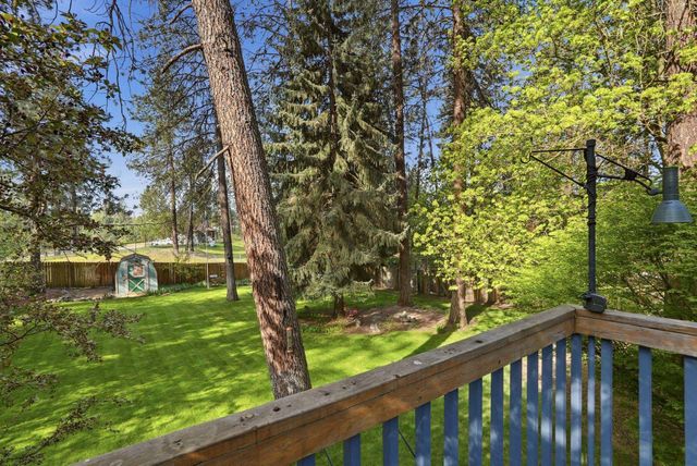 4814 E Peone Pines Dr, Mead, WA 99021