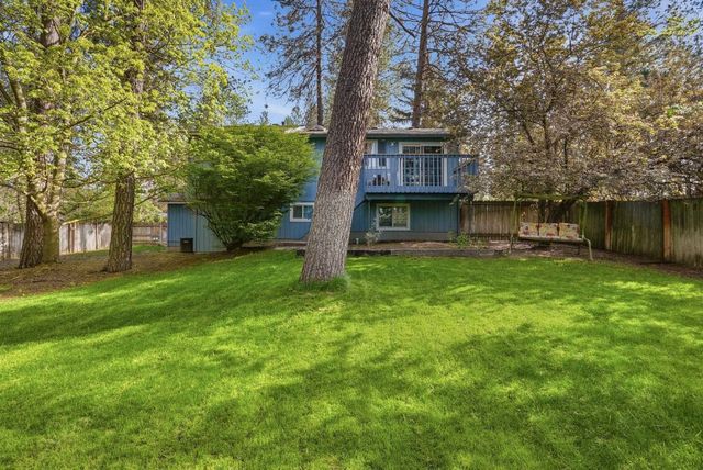 4814 E Peone Pines Dr, Mead, WA 99021