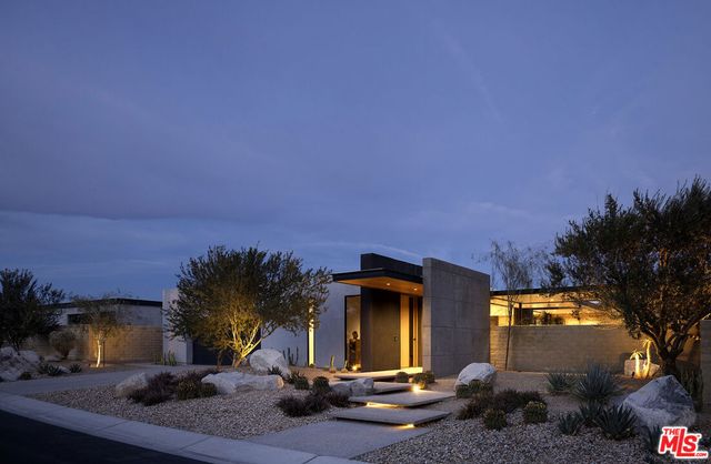 2 Echo Lane, Rancho Mirage, CA 92270