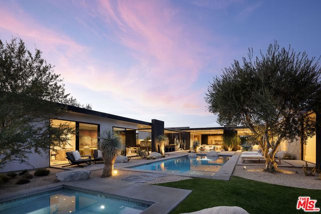 2 Echo Lane, Rancho Mirage, CA 92270