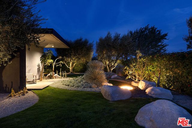 2 Echo Lane, Rancho Mirage, CA 92270