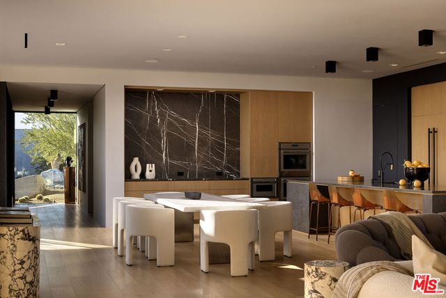 2 Echo Lane, Rancho Mirage, CA 92270