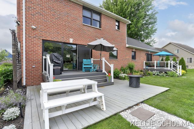 12814 Theris Drive, Wayland, MI 49348