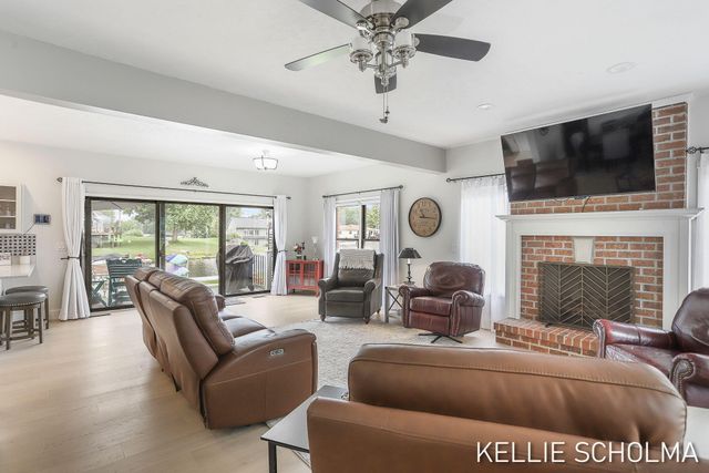 12814 Theris Drive, Wayland, MI 49348