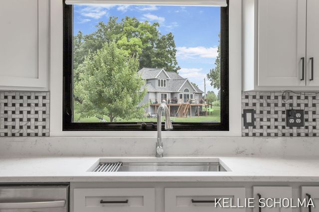 12814 Theris Drive, Wayland, MI 49348