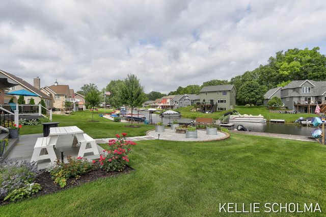 12814 Theris Drive, Wayland, MI 49348