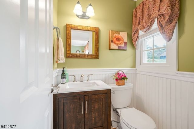 4 Salter Dr, Montville Twp., NJ 07045