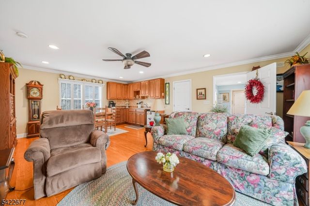 4 Salter Dr, Montville Twp., NJ 07045