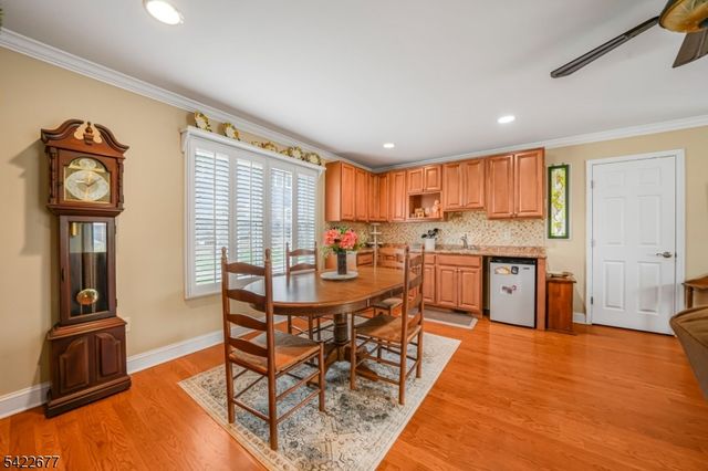 4 Salter Dr, Montville Twp., NJ 07045