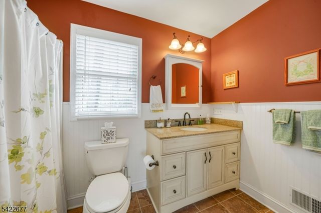 4 Salter Dr, Montville Twp., NJ 07045