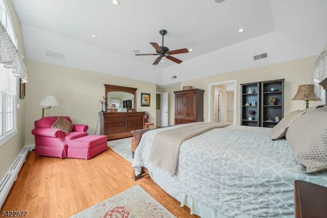 4 Salter Dr, Montville Twp., NJ 07045