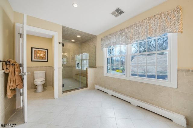 4 Salter Dr, Montville Twp., NJ 07045