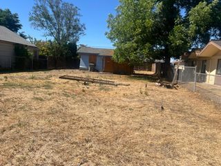 792 E Duff Avenue, Reedley, CA 93654