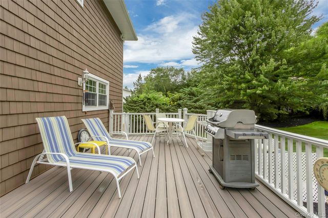 7 S Cranford Road, Bardonia, NY 10954