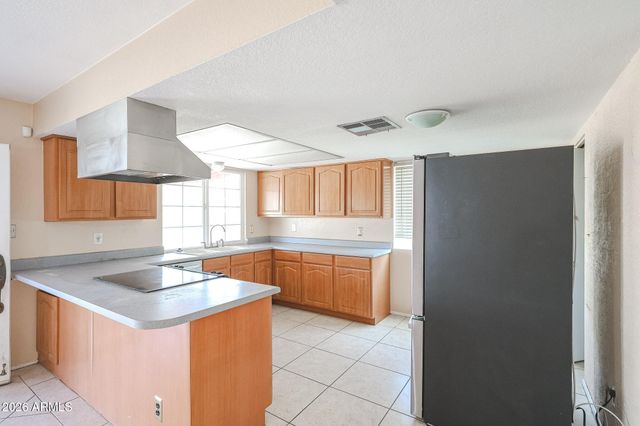 19621 N 3RD Drive, Phoenix, AZ 85027
