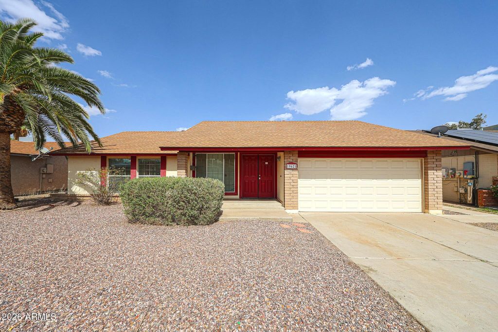 19621 N 3RD Drive, Phoenix, AZ 85027