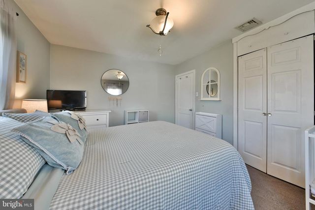 2604 LYNNE AVE, Hatboro, PA 19040