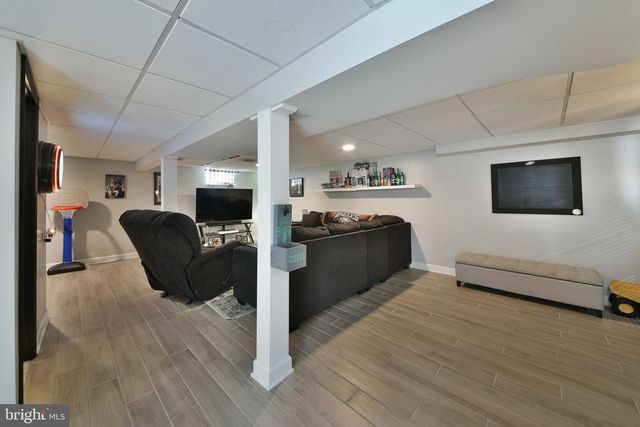 2604 LYNNE AVE, Hatboro, PA 19040
