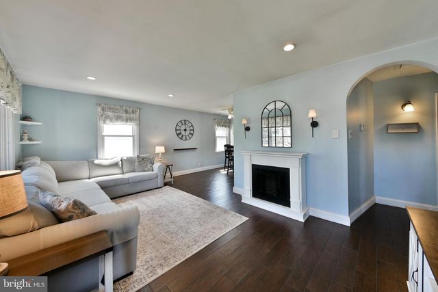 2604 LYNNE AVE, Hatboro, PA 19040