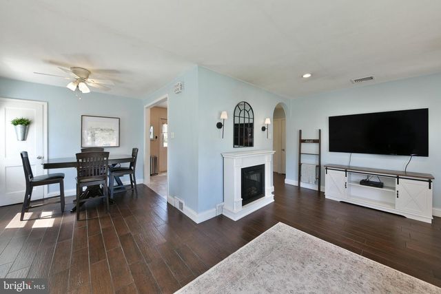 2604 LYNNE AVE, Hatboro, PA 19040
