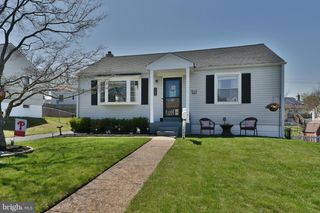 2604 LYNNE AVE, Hatboro, PA 19040