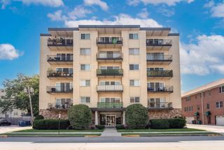 7314 Randolph Street 5B, Forest Park, IL 60130