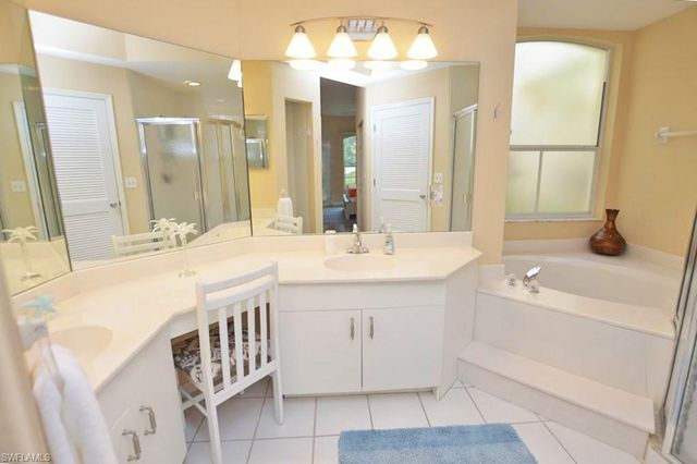 9111 Las Maderas DR 102, Bonita Springs, FL 34135