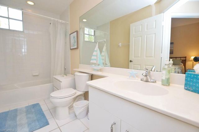 9111 Las Maderas DR 102, Bonita Springs, FL 34135