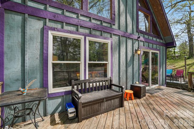 25 Moore Street, Woodfin, NC 28804