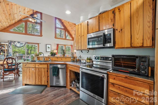 25 Moore Street, Woodfin, NC 28804