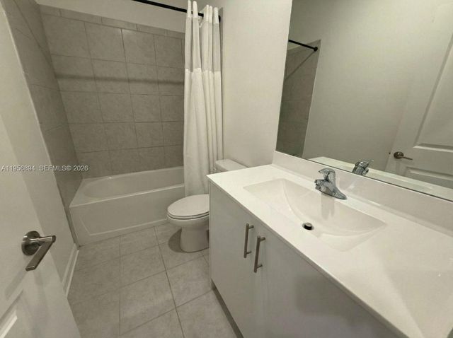 15955 SW 2nd St, Pembroke Pines, FL 33027