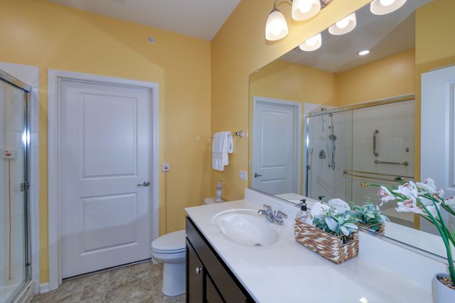 911 Darwin Street, North Aurora, IL 60542