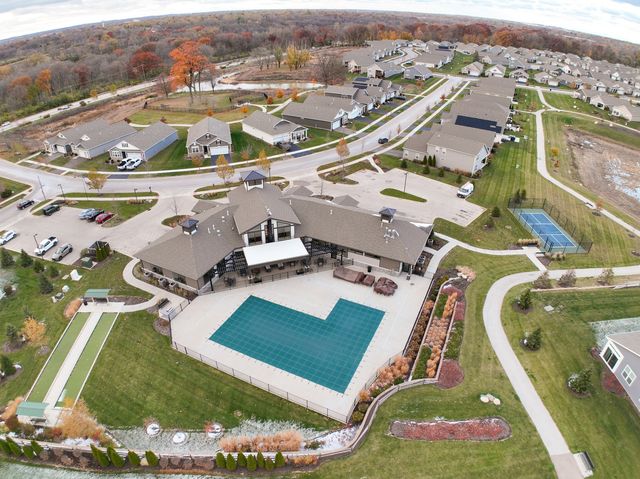 911 Darwin Street, North Aurora, IL 60542