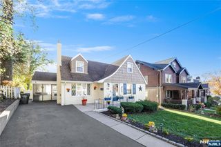 81 W Gouverneur Avenue, Rutherford, NJ 07070