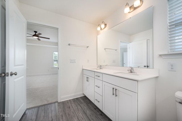 80 Nailsworth Street, Angier, NC 27501