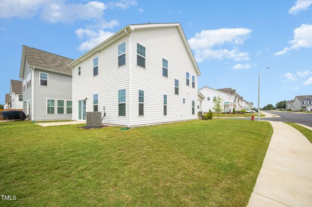 80 Nailsworth Street, Angier, NC 27501