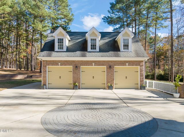 5 Highcross Court, Raleigh, NC 27613