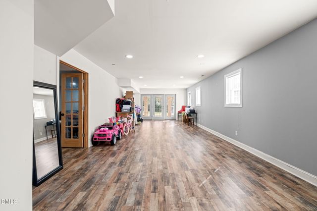 5 Highcross Court, Raleigh, NC 27613